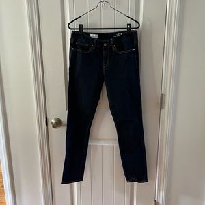 Gap Always Skinny Jeans in Dark Denim - Size 28R